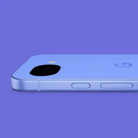 Google Pixel 10a en coloris Lavande présentant un design élégant